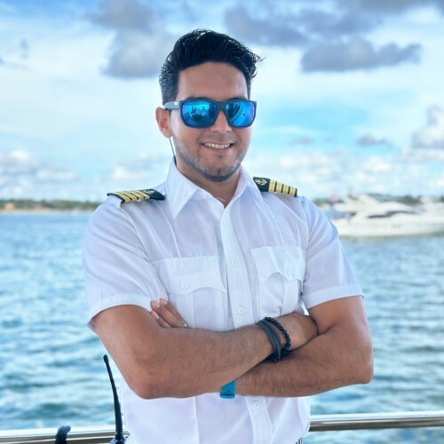 66-ft-Azimut-2018-Flybridge- Miami Florida United States  yacht for sale Joseph Velasco