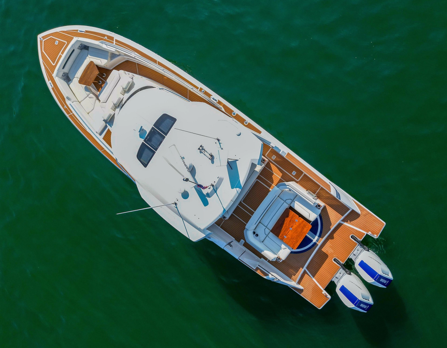 2022 Tiara Yachts 43 LS