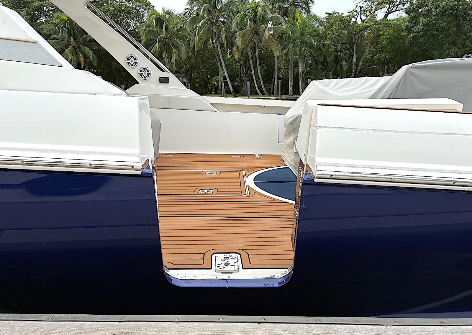 2022 Tiara Yachts 43 LS