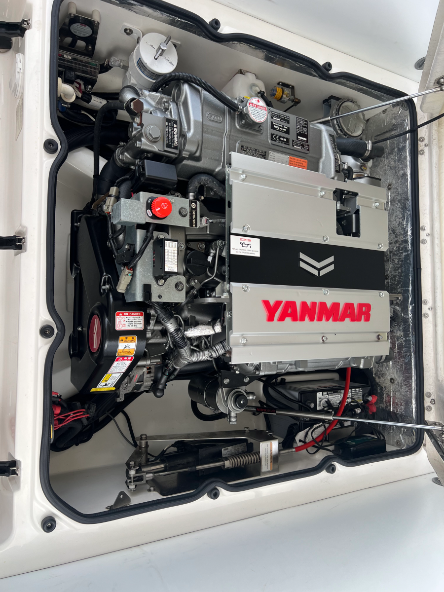 2021 Williams Jet Tenders Dieseljet625