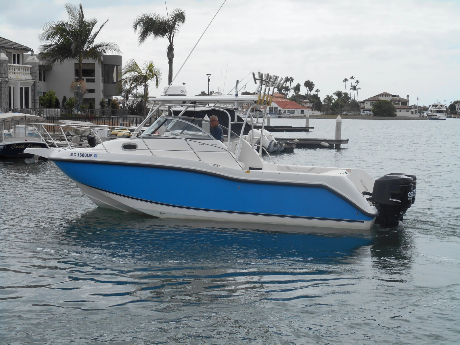 2004 Boston Whaler 255 Conquest