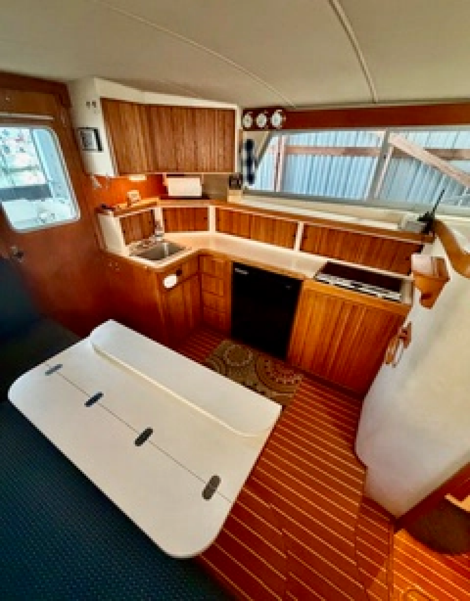 1986 Bertram 33 Sport Fisherman