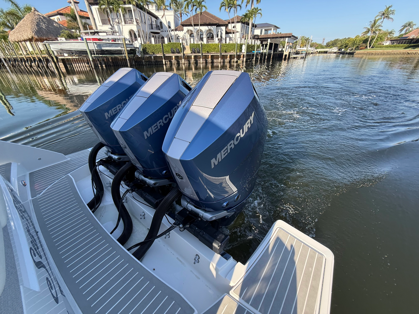 2023 Tiara Yachts 38 LS
