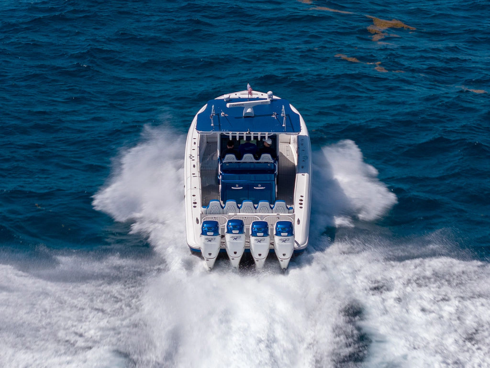 2019 Midnight Express 43