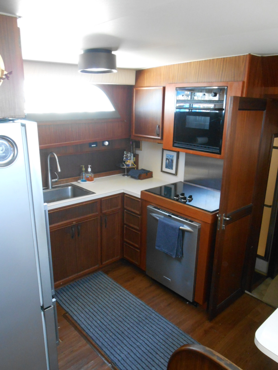 1985 Hatteras 53 Motor Yacht