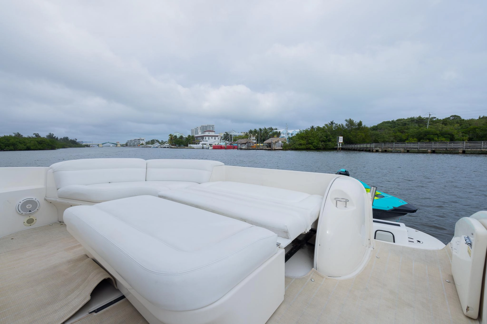2005 Sea Ray 600 Sun Sport