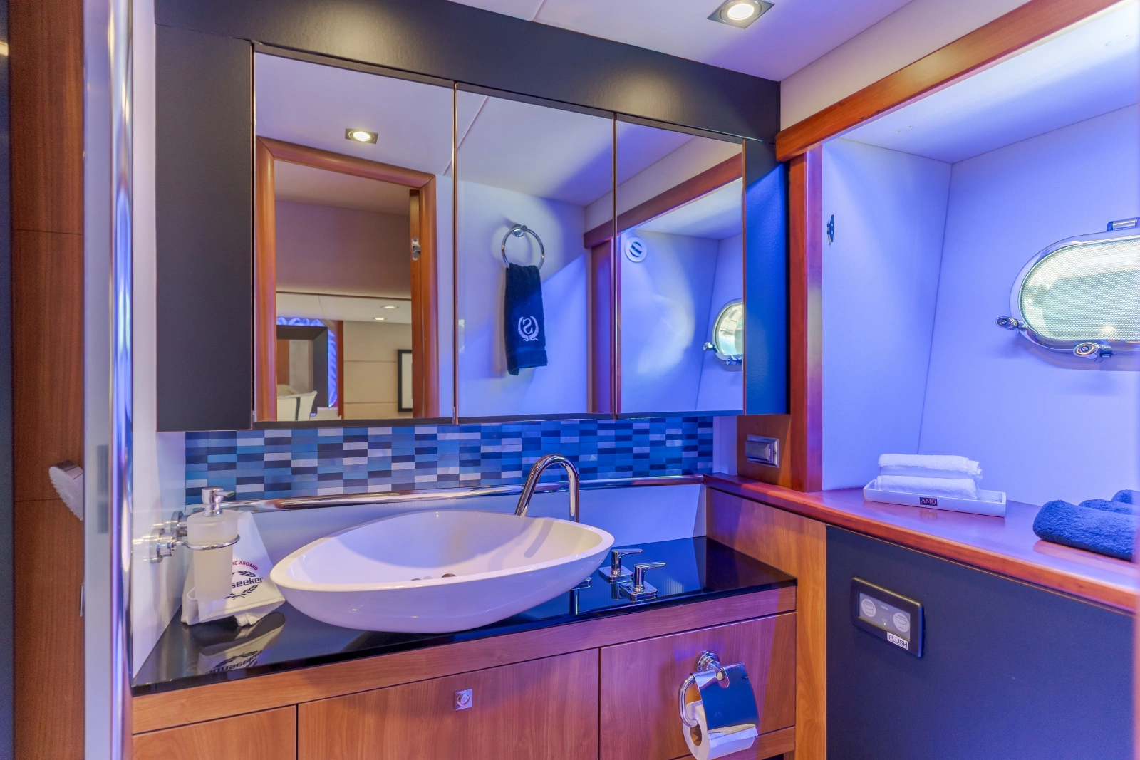 2009 Sunseeker Manhattan 60