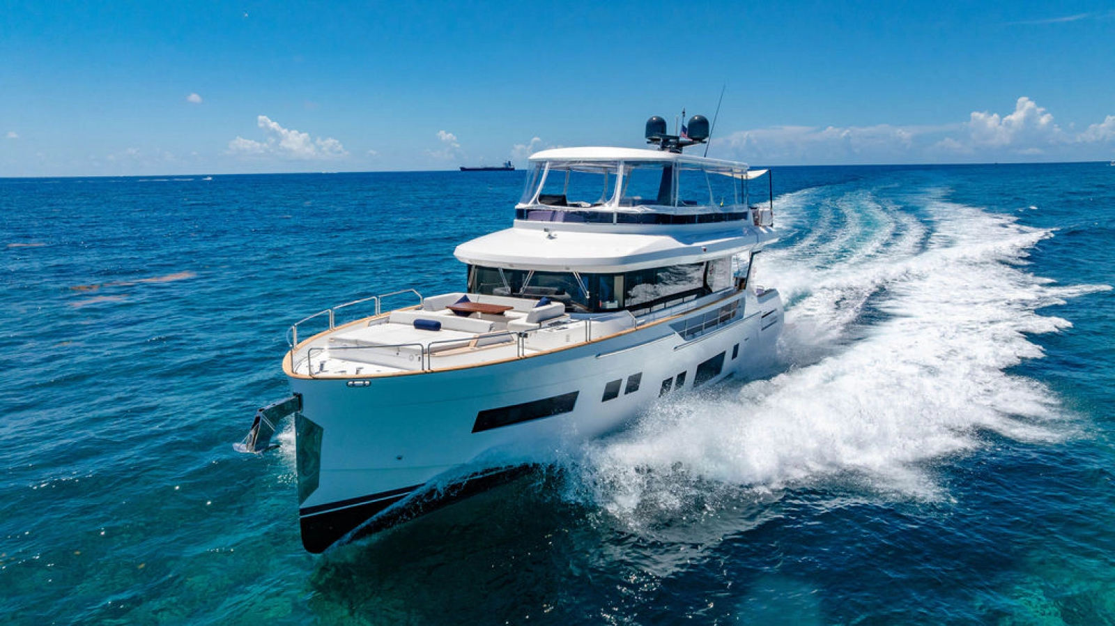2022 Sirena 68