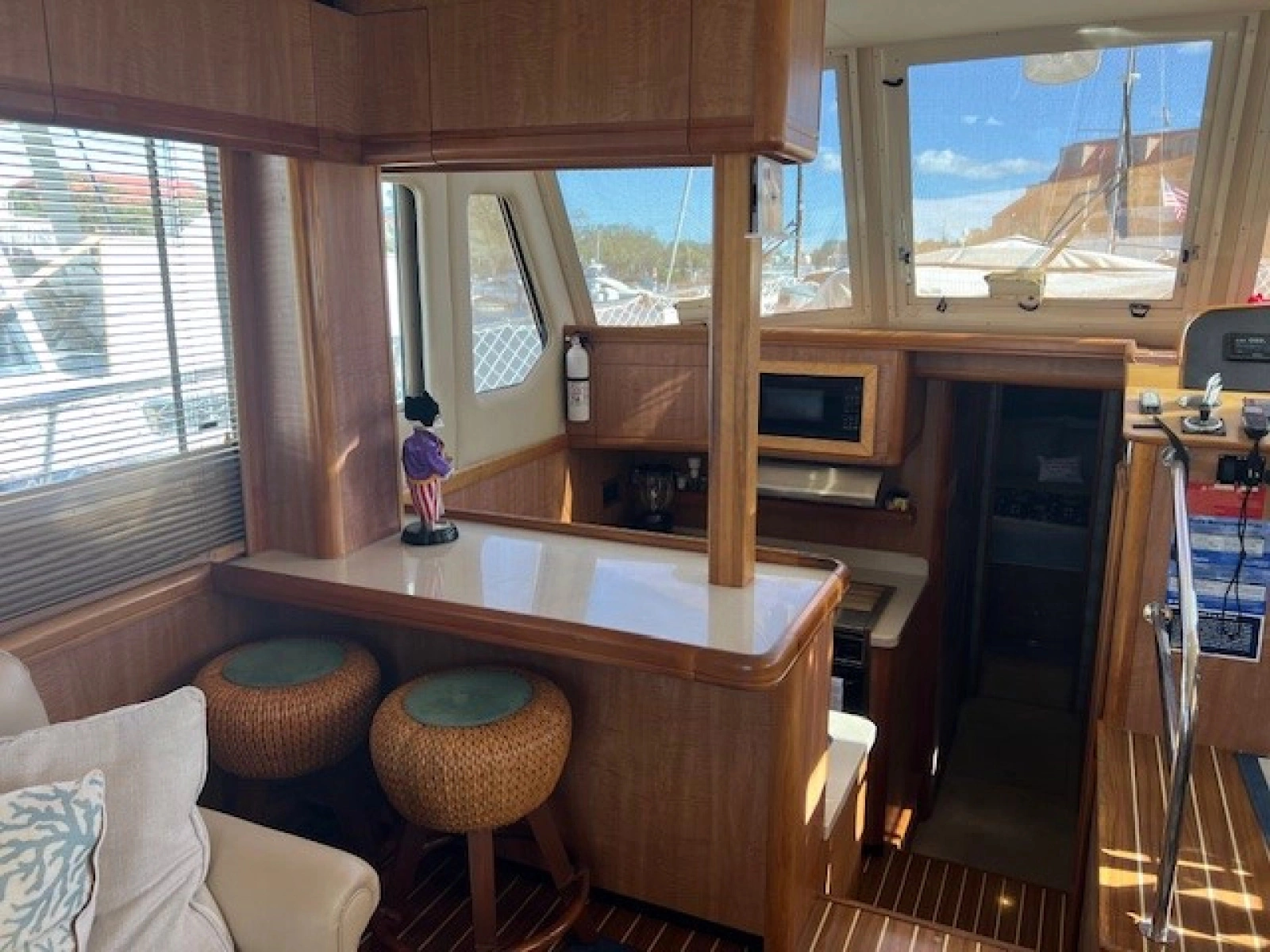 2006 Mainship 43 Trawler