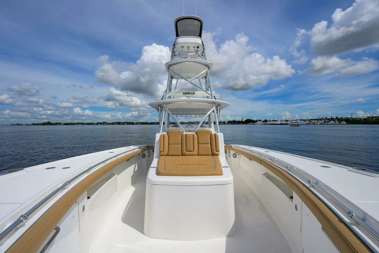 2018 Buddy Davis 42 Center Console - Forward Seating