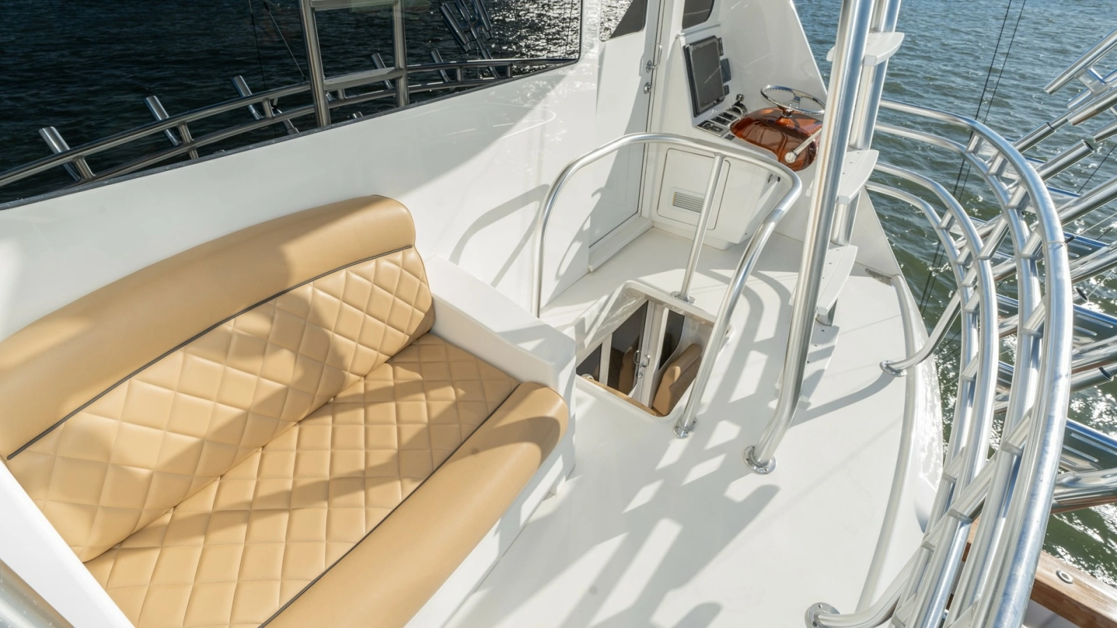 Flybridge Seating Area