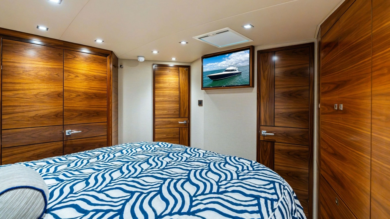 Luxurious Stateroom with Ensuite Access