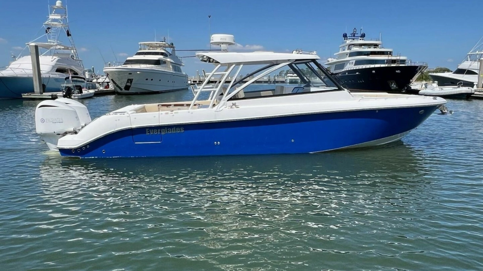 2019 Everglades 340 Dual Console "Solamare"-