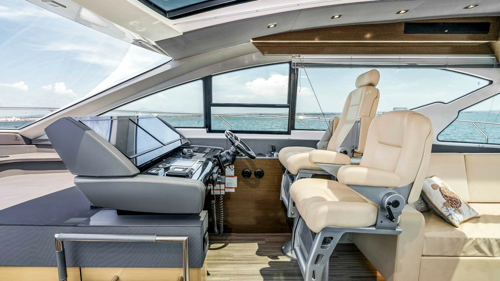 2017 Cruisers 60 Cantius 'Rising Star' - Helm Station with Twin Seats