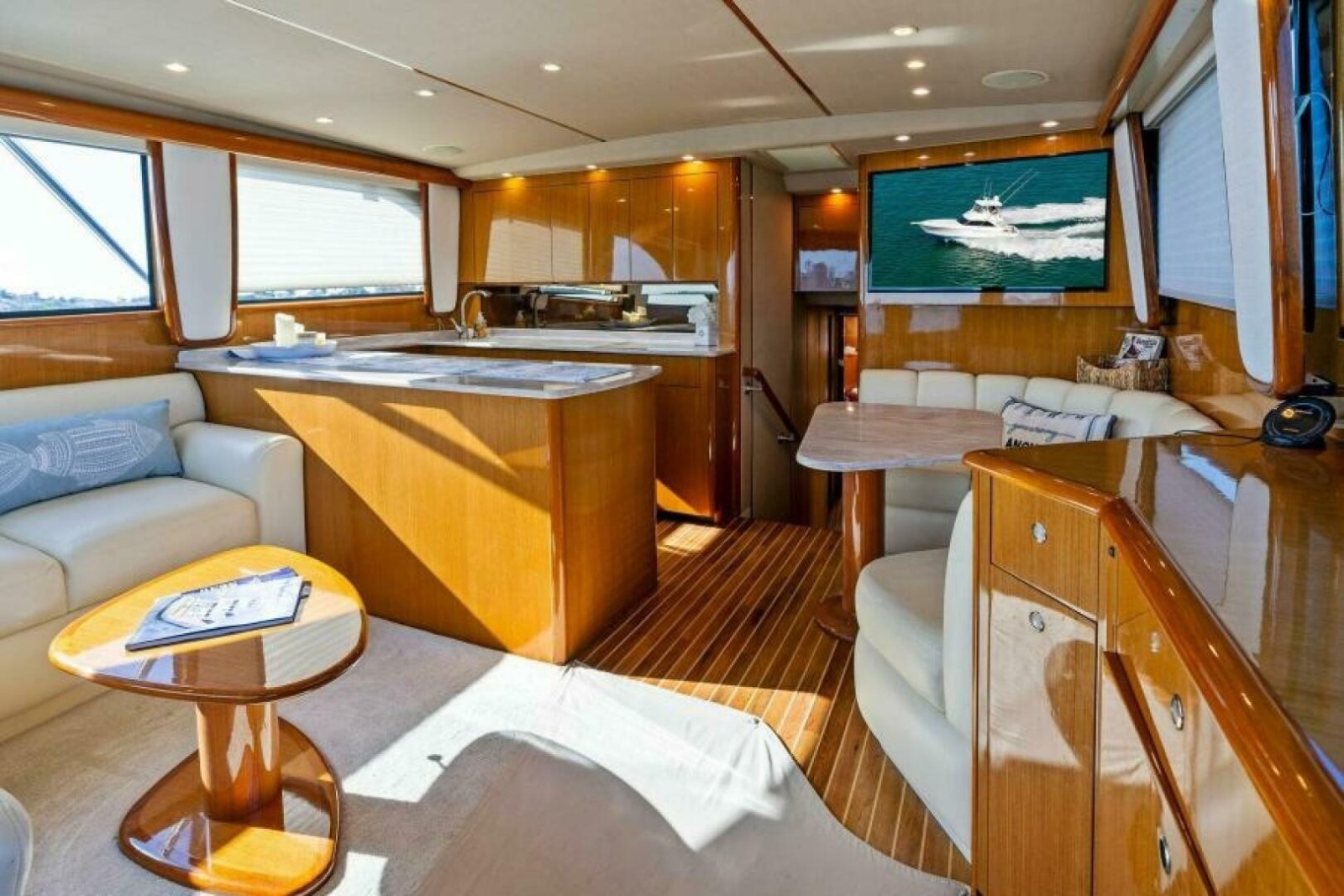 48' 2003 Viking 48 Convertible