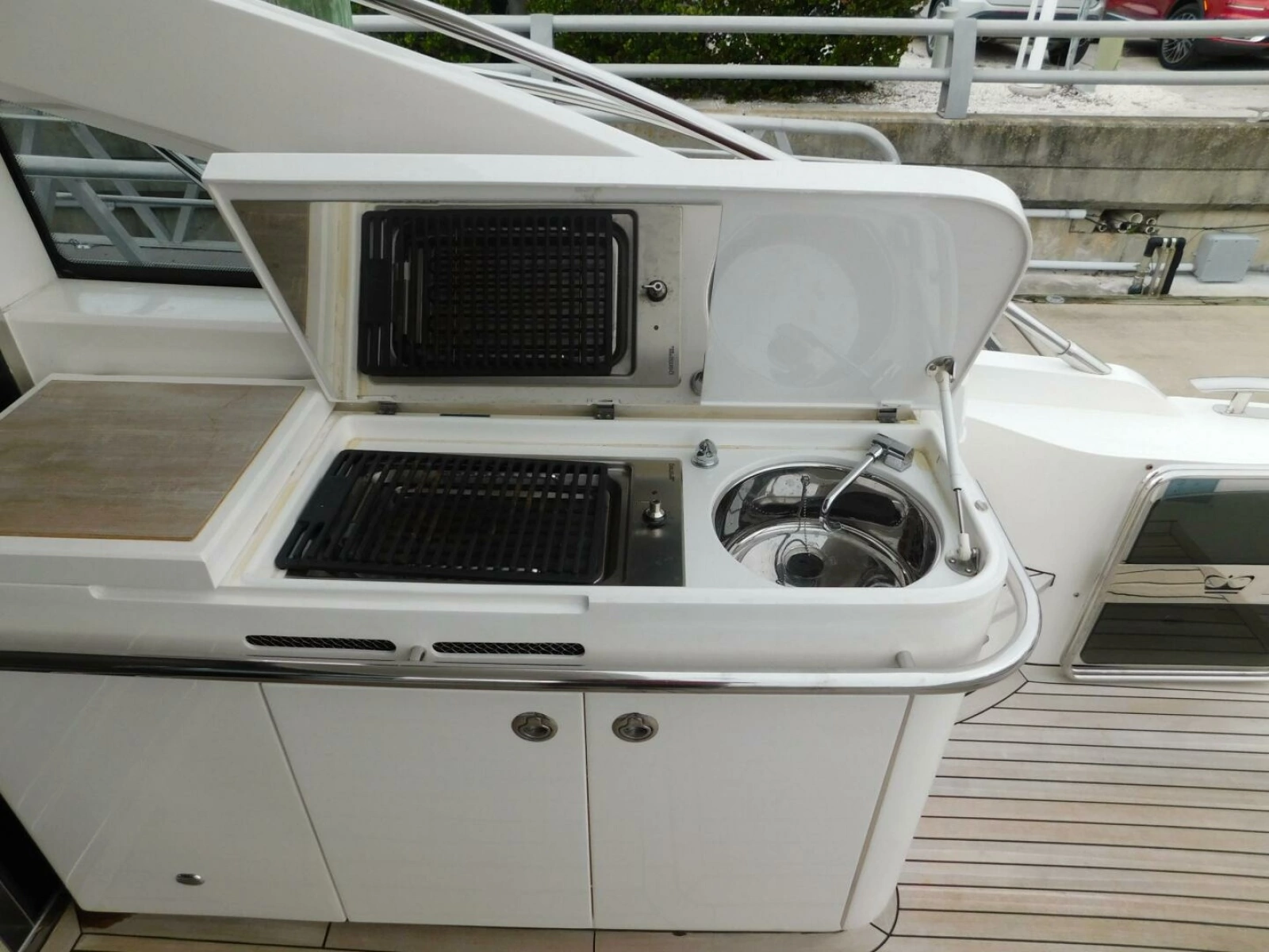 2011 Princess V52