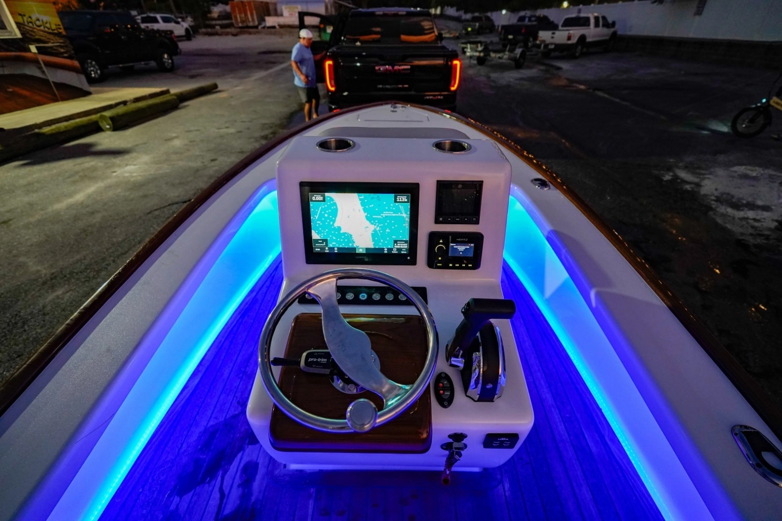 2024 Xcelerator Boatworks 17 Bay