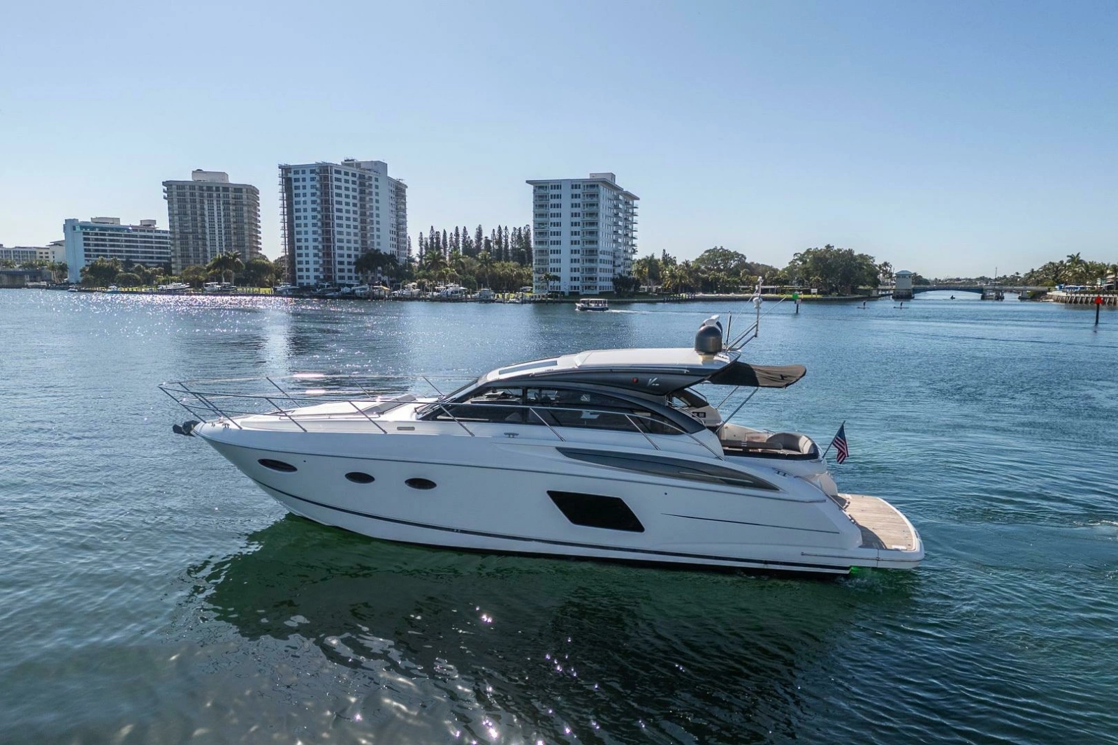 2016 Princess V48