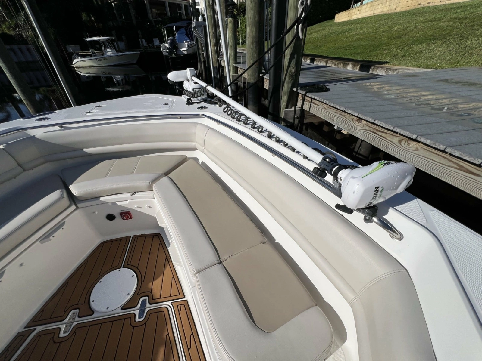 2017 Boston Whaler 380 Outrage