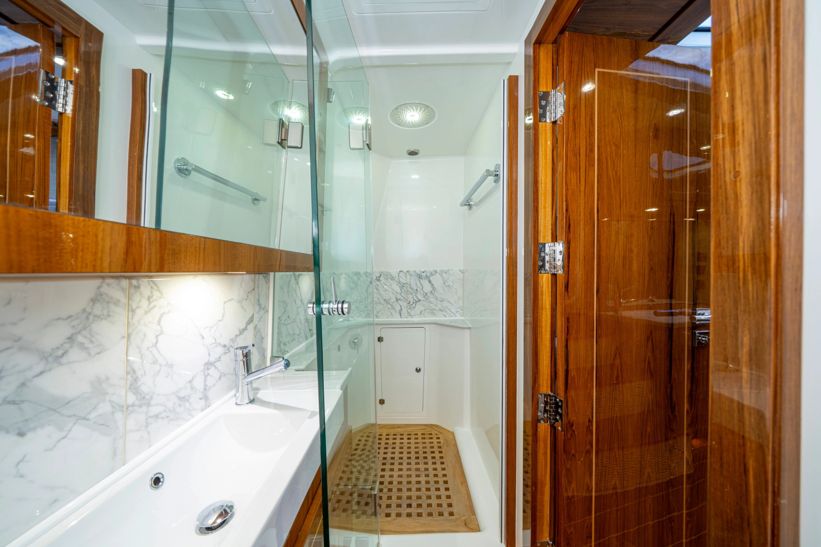 65 Estrella 65ft HCB Yacht For Sale