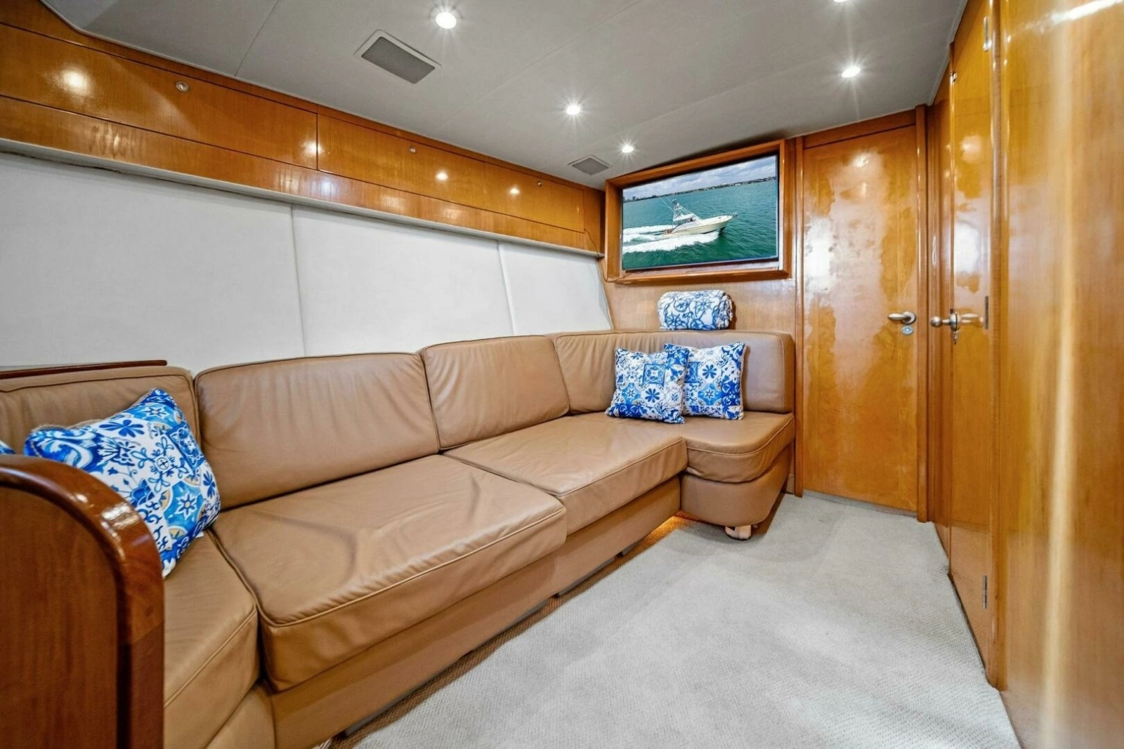 1999 Buddy Davis 52 Express 'Miss Josie'