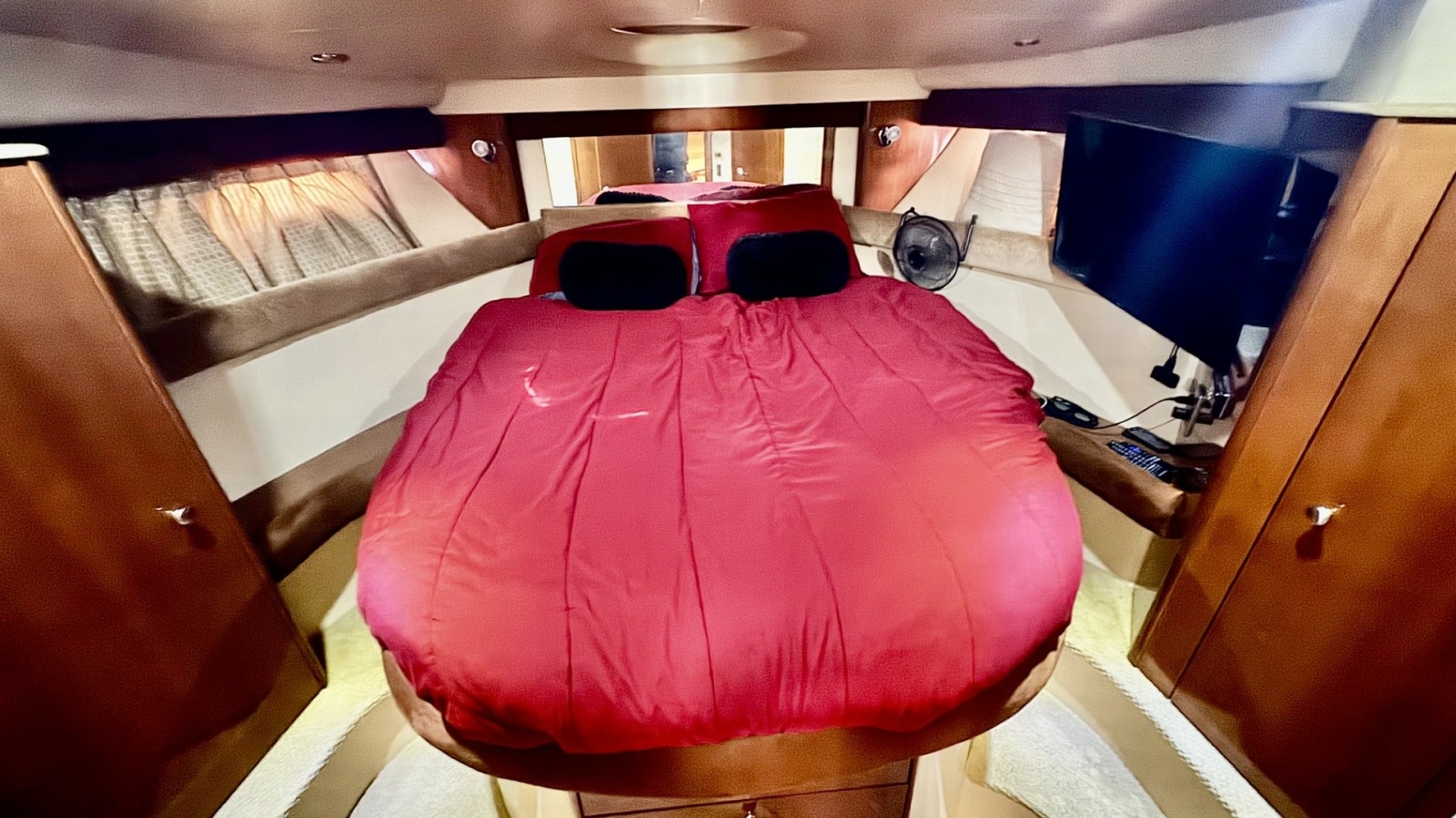 Forward Master Stateroom