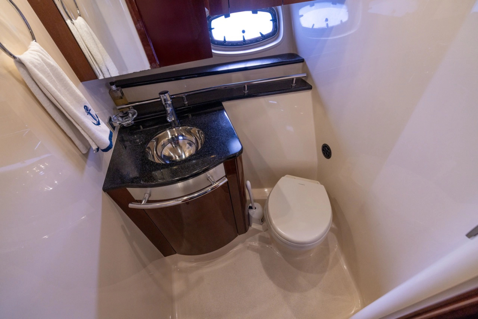 2010 Sea Ray 500 Sundancer