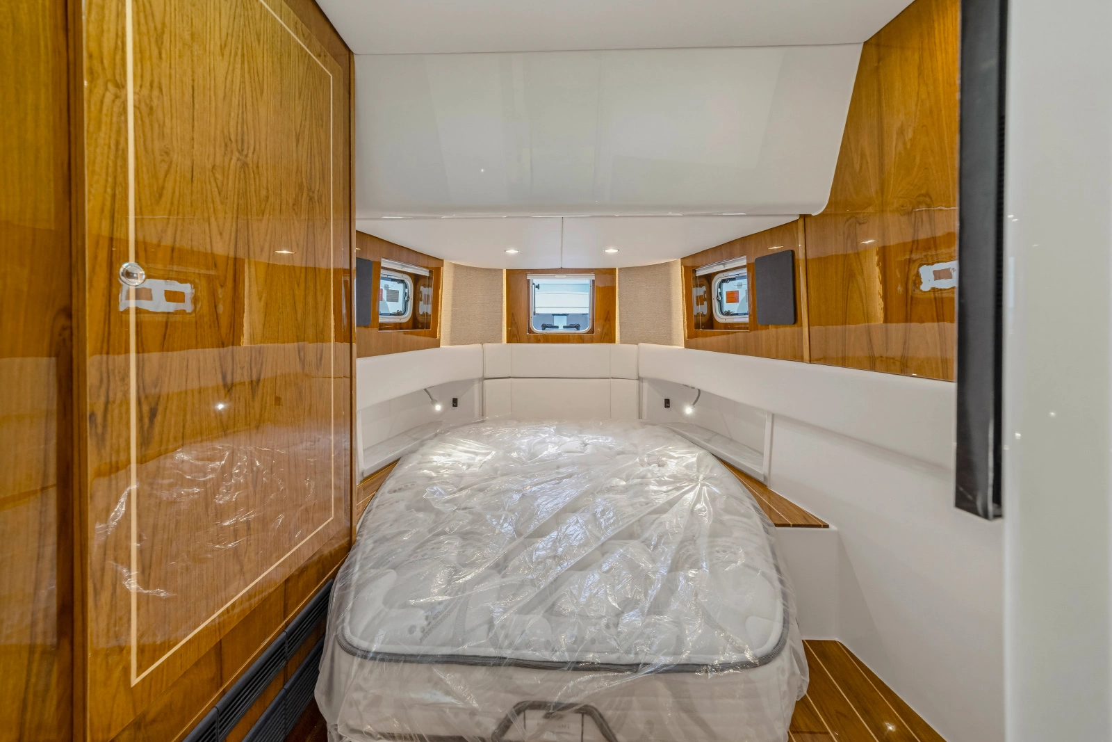 56 Suenos GIX 56ft HCB Yacht For Sale