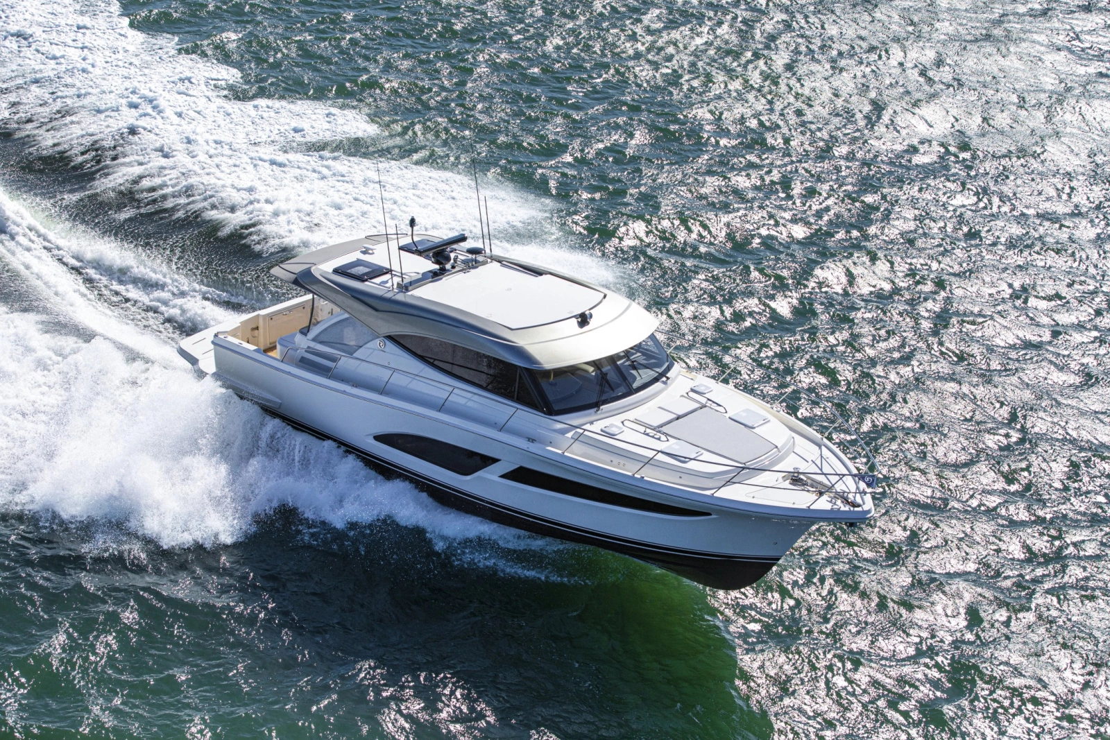 465 SUV 46ft Riviera Yacht For Sale