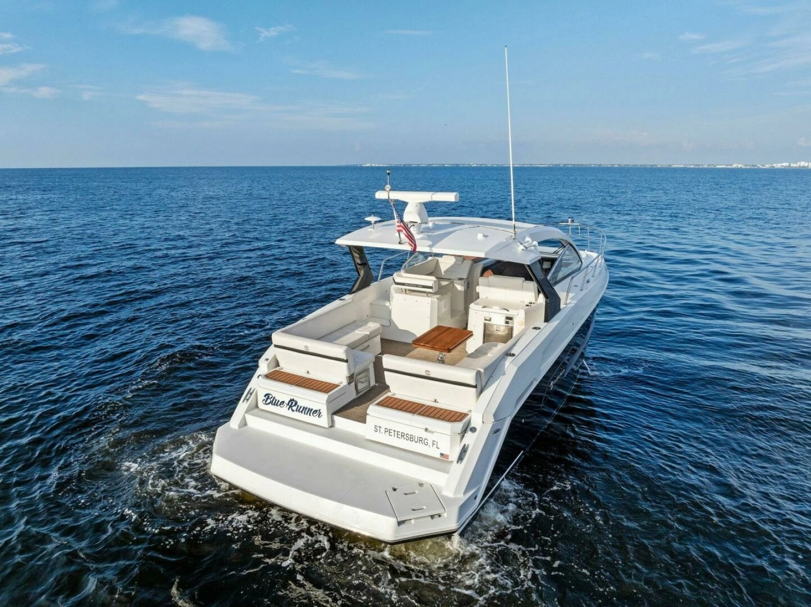 2015 Cruisers 390 EC 'Blue Runner'