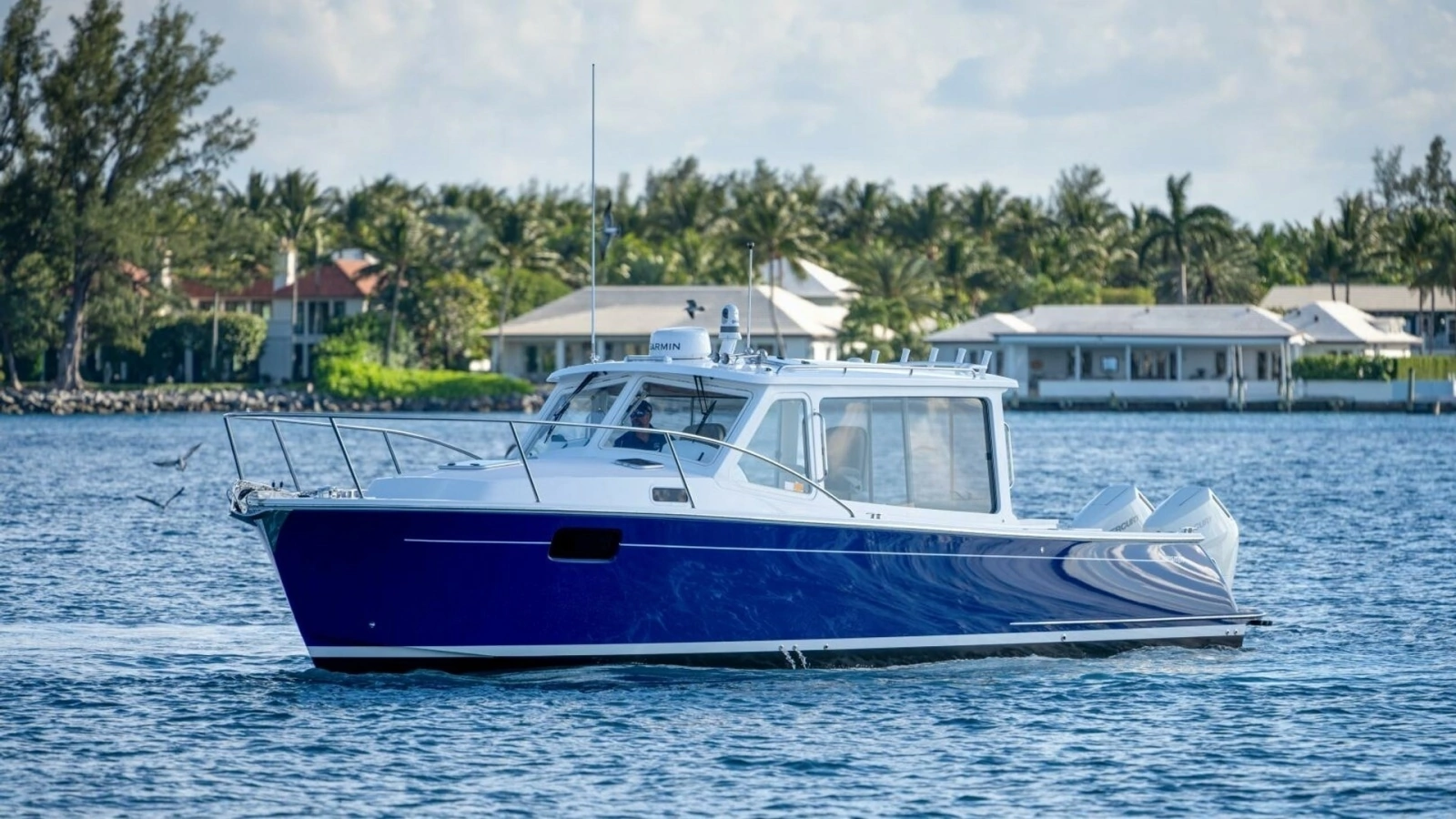 MJM 38RS Profile