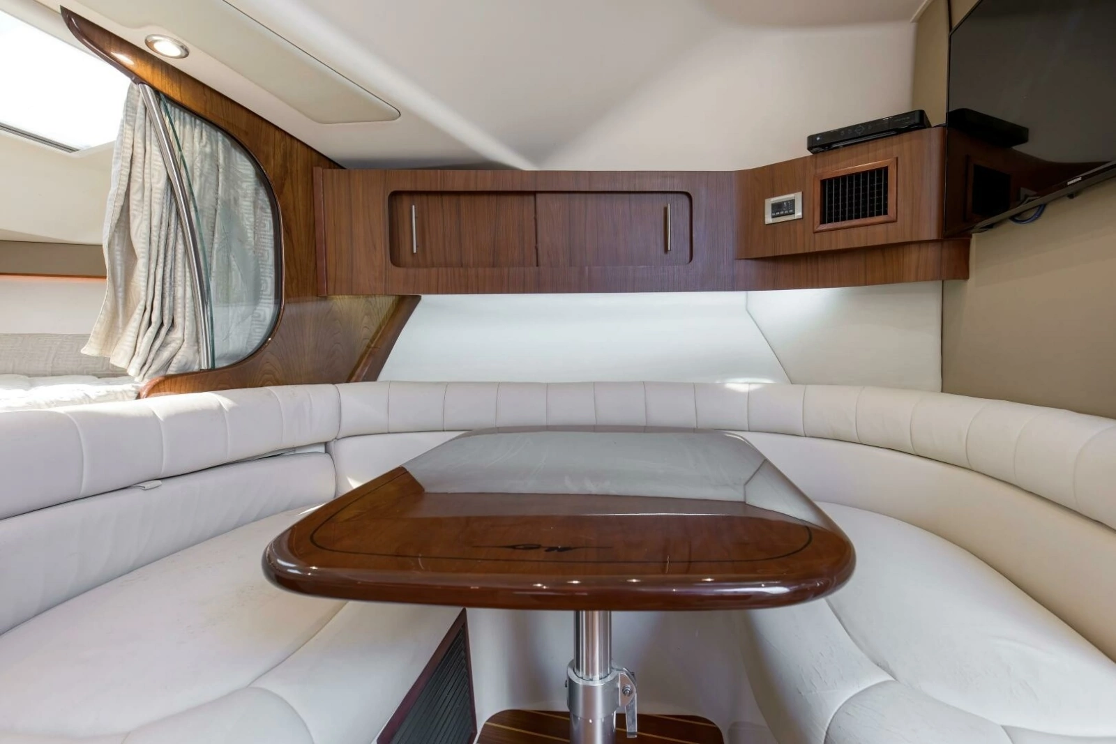 2016 37 Grady White 370 Express Papa's Dream Salon (5)