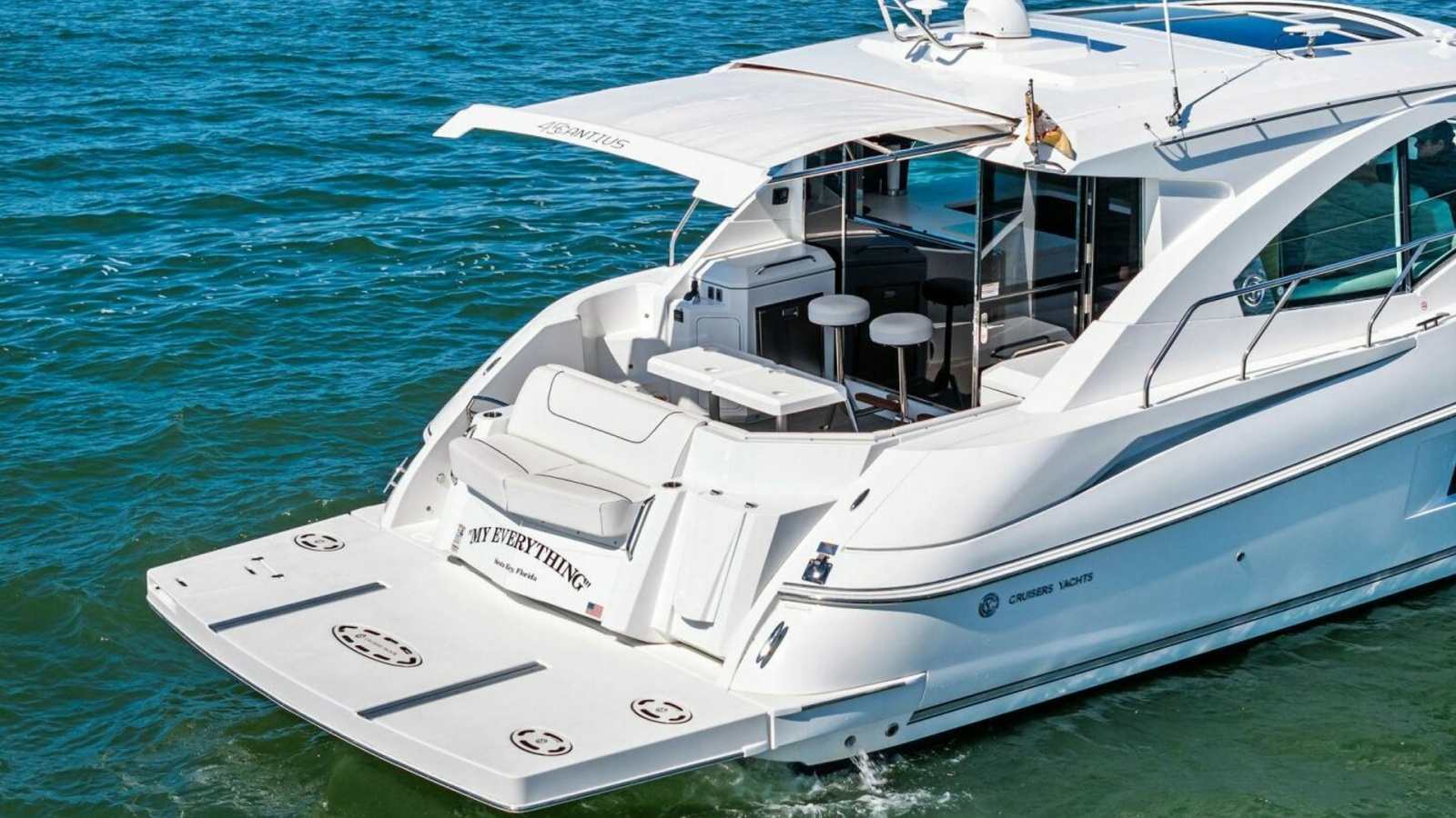 45' 2019 Cruisers Yachts 45 Cantius