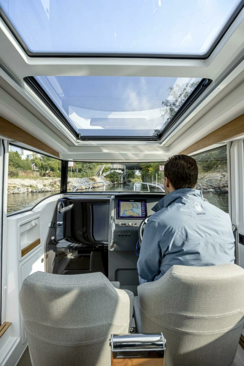 2027 Nimbus Commuter 9 30ft Nimbus Yacht For Sale