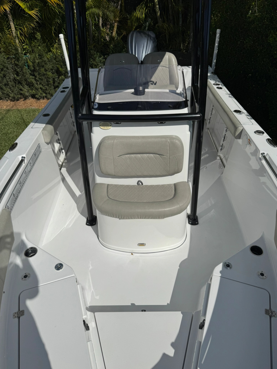 2022 Sportsman 231 Heritage Center Console