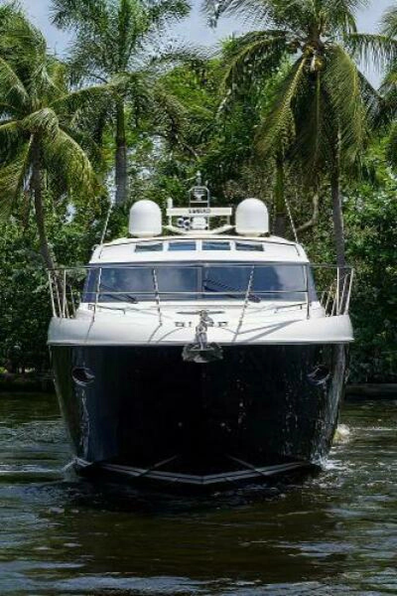 2013 Princess V62 Express Cruiser