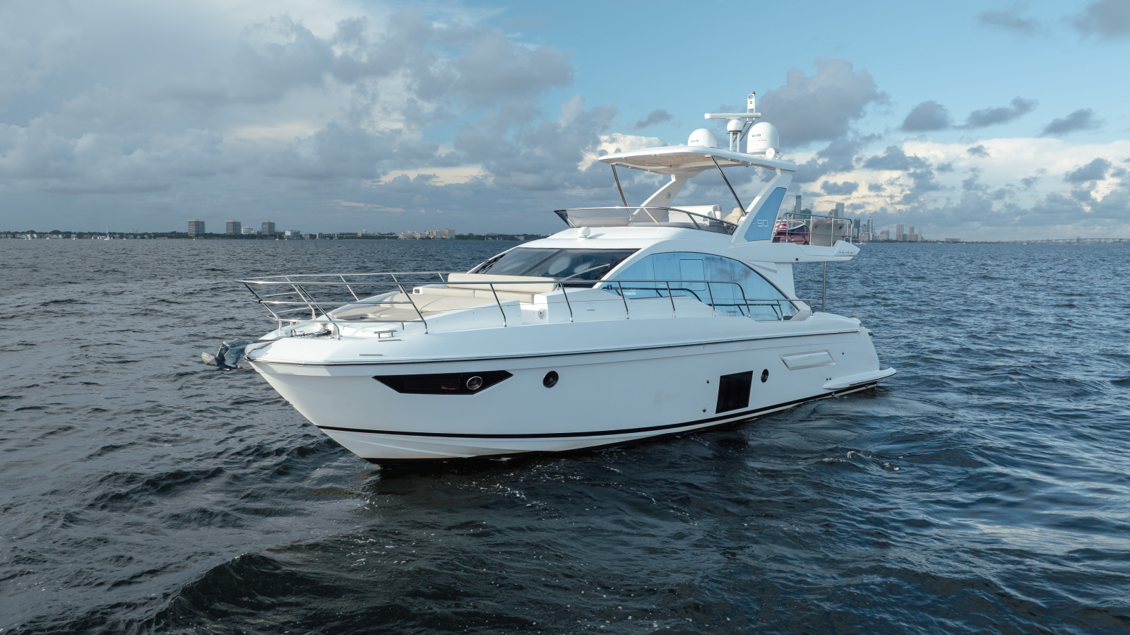 2020 Azimut 50 Flybridge