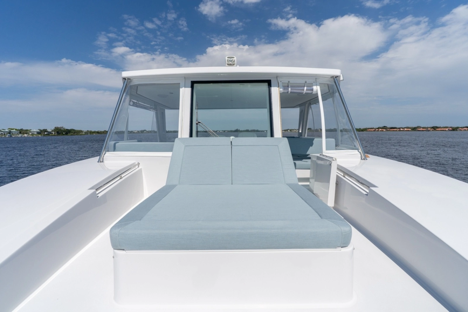 Two Oceans 555-