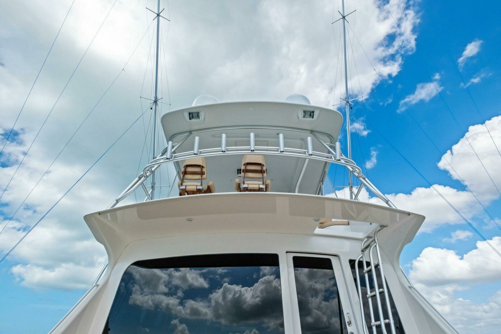 64' 2008 Viking 64 Convertible
