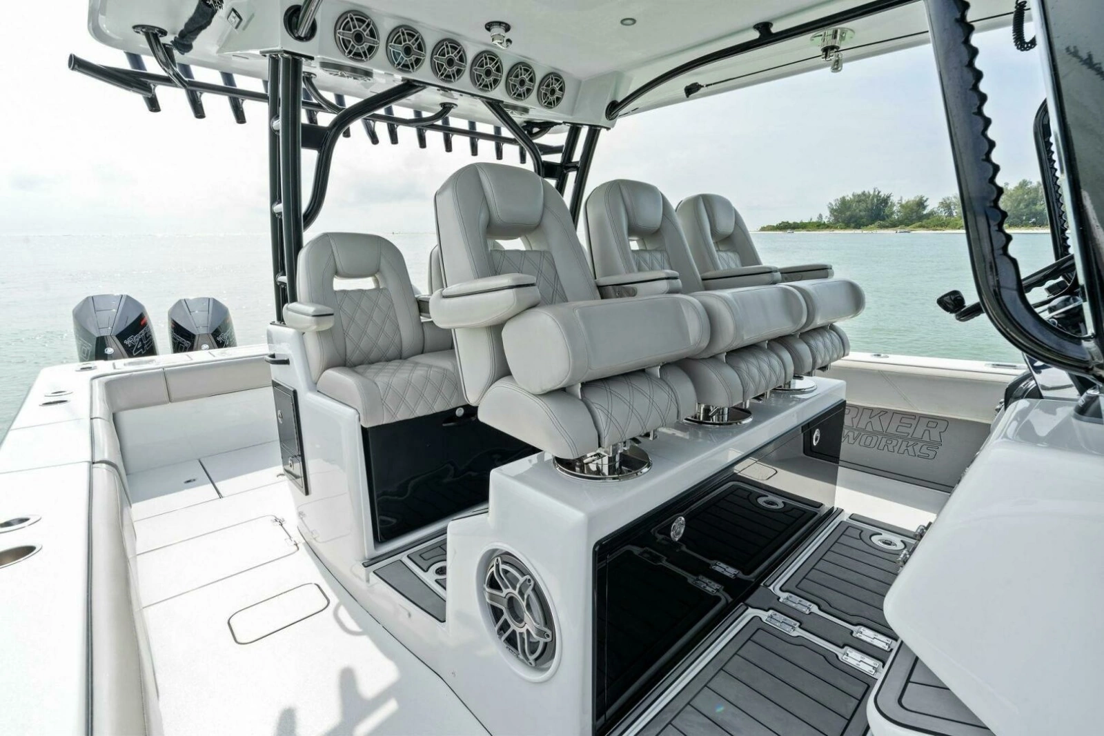 2022 Barker Boatworks 40 HPC 