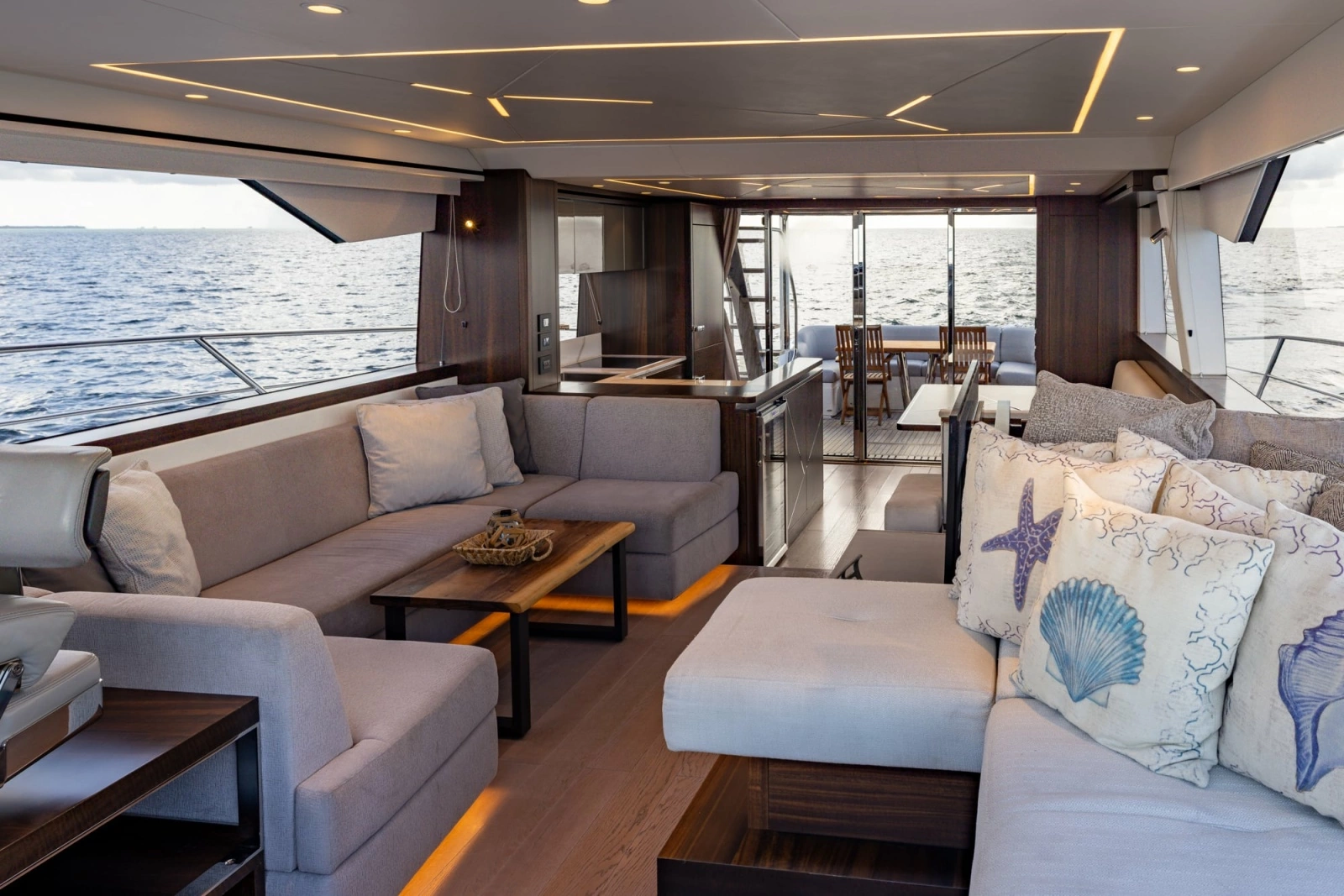 2022 Sunseeker Manhattan 68