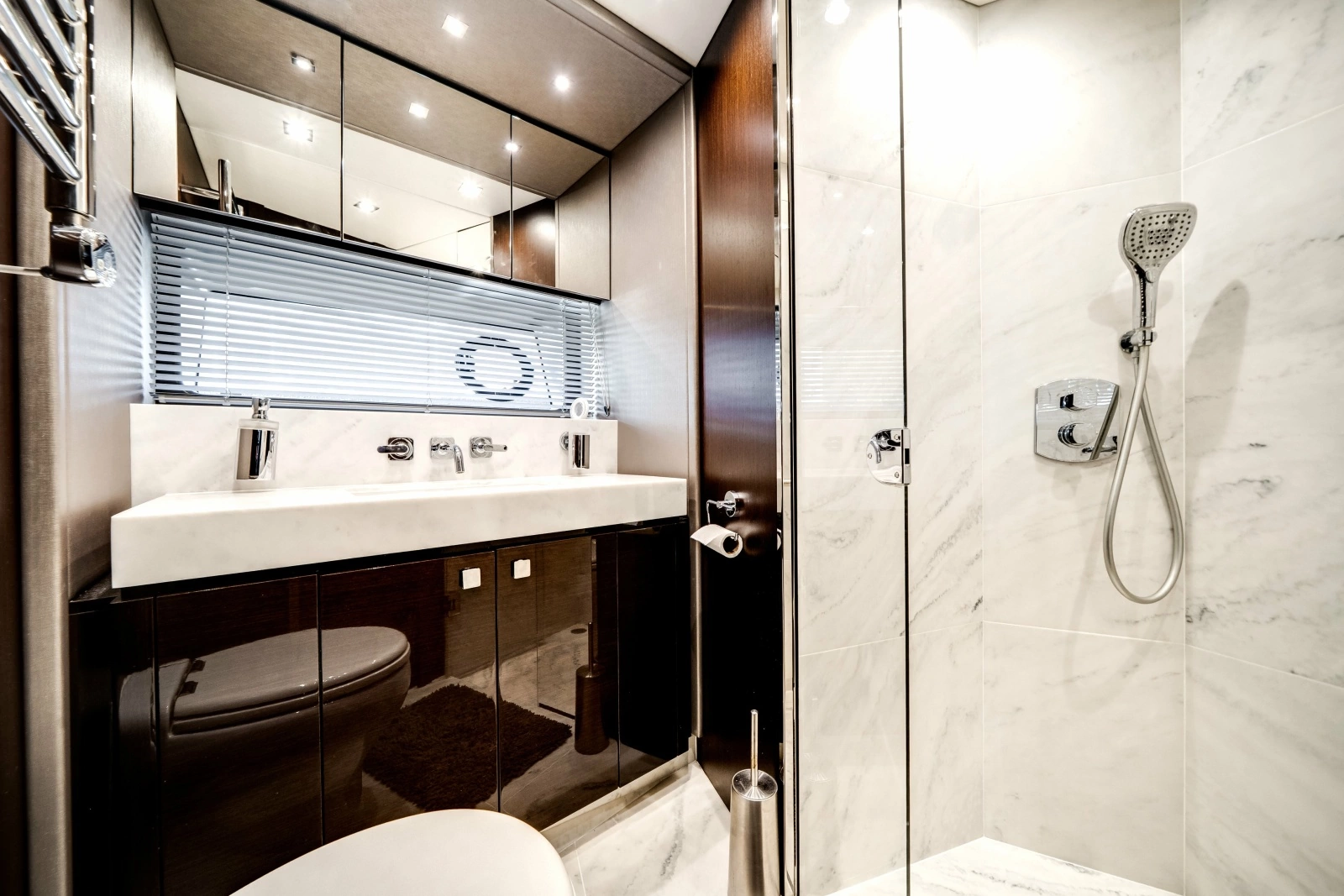 2019 Sunseeker 76 Flybridge