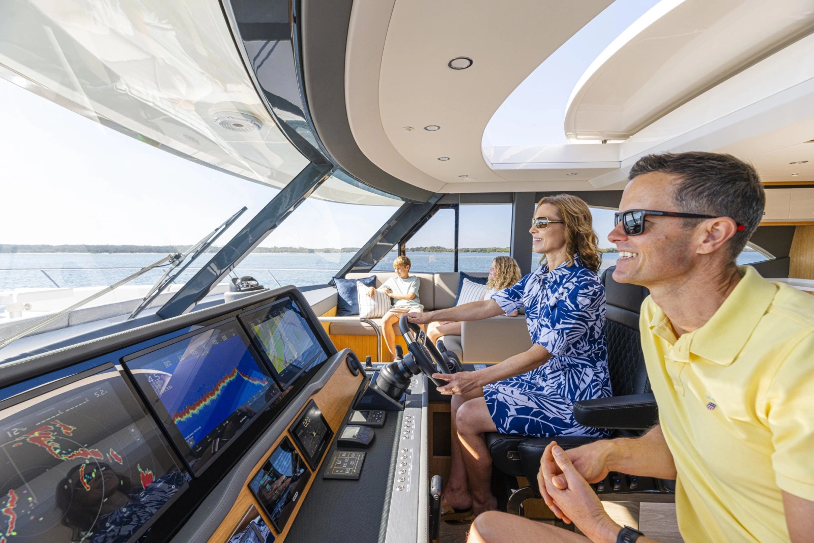 585 SUV 58ft Riviera Yacht For Sale