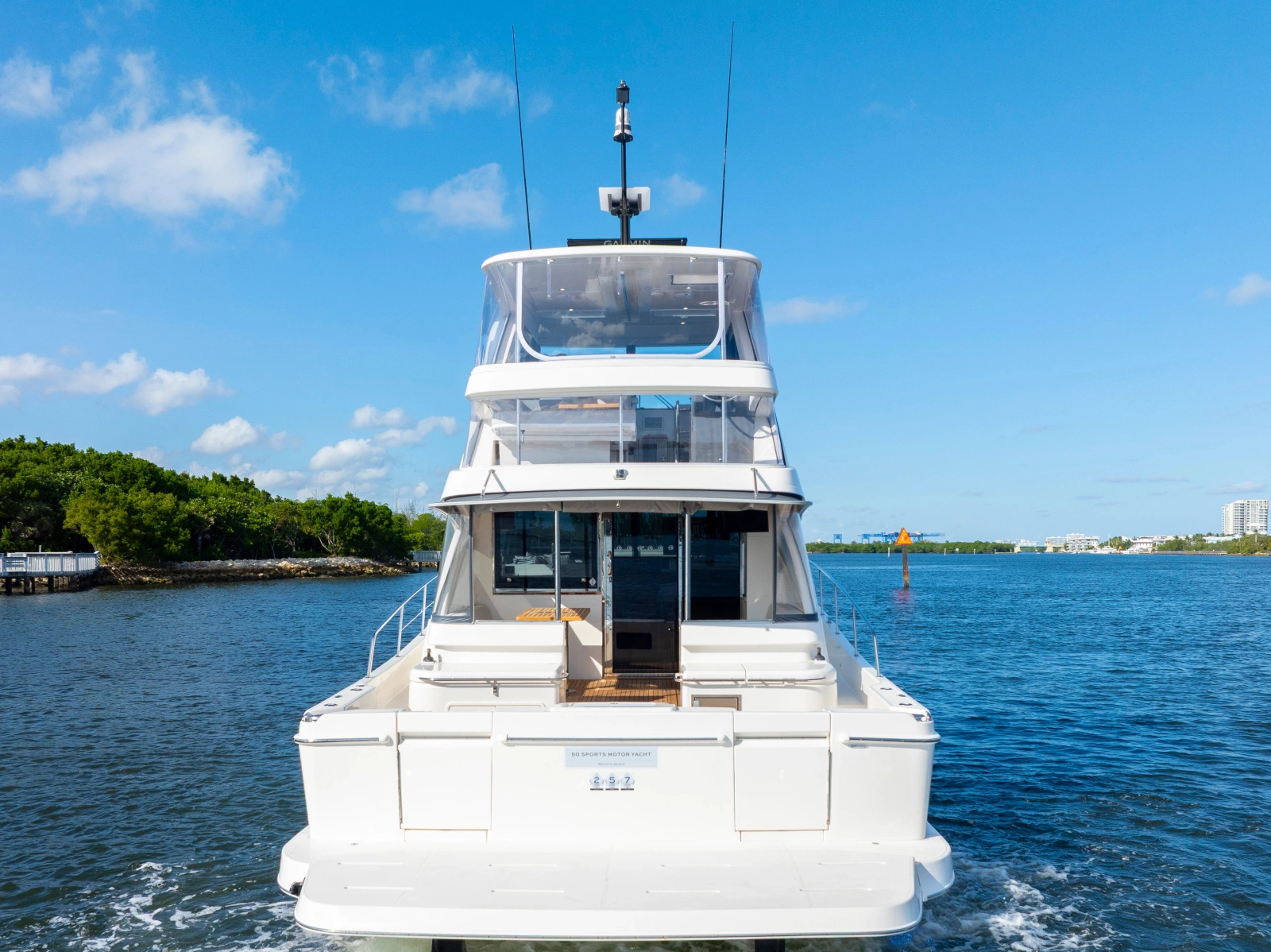 50 SPORTS MOTOR YACHT 50ft Riviera Yacht For Sale