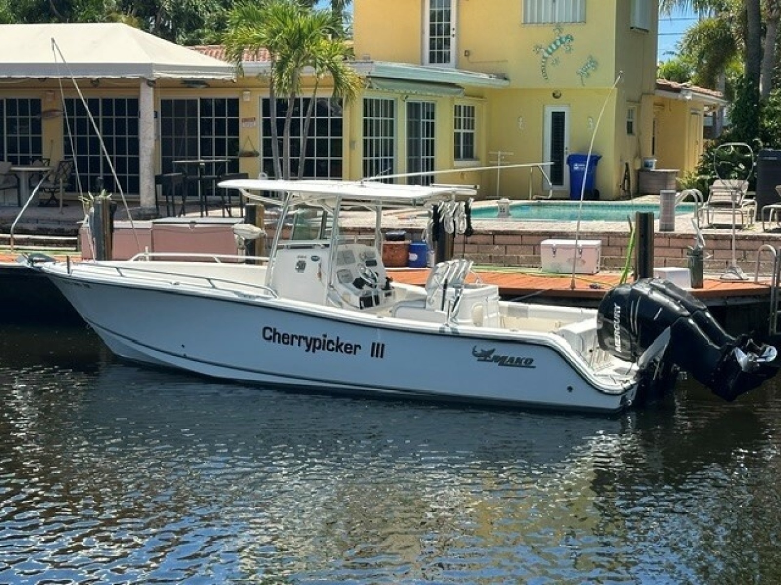 2018 Mako 284