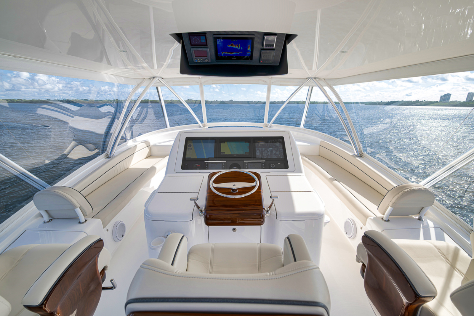 2020 Viking 68 Convertible