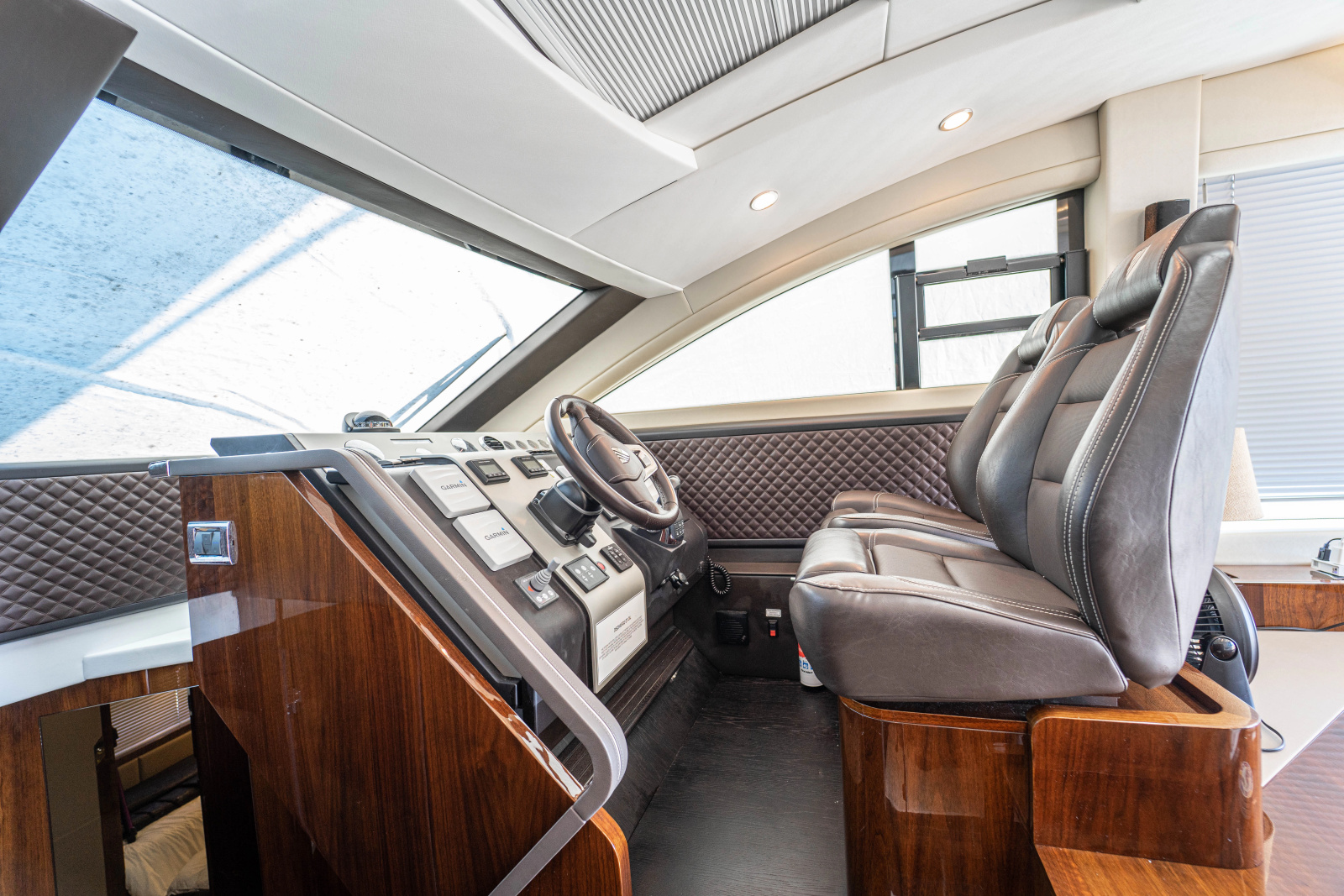 2019 Fairline Squadron 53