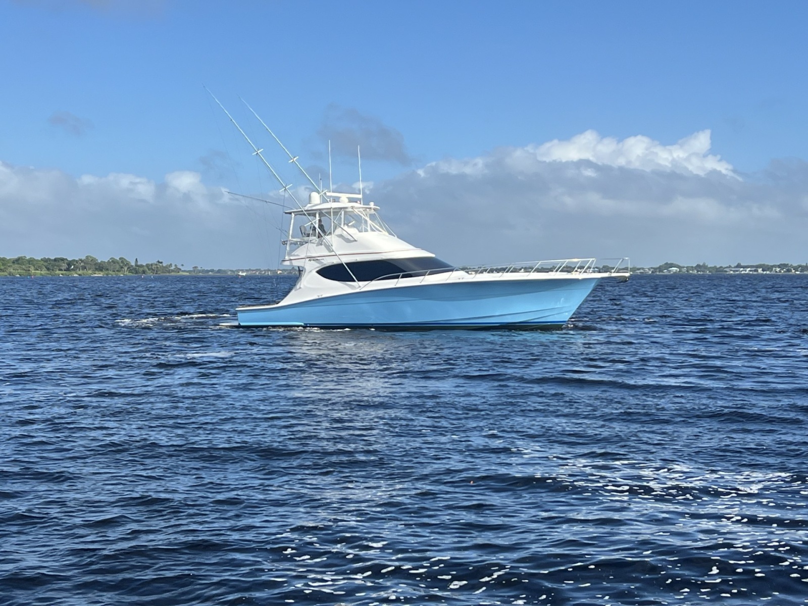 2013 Hatteras GT 54