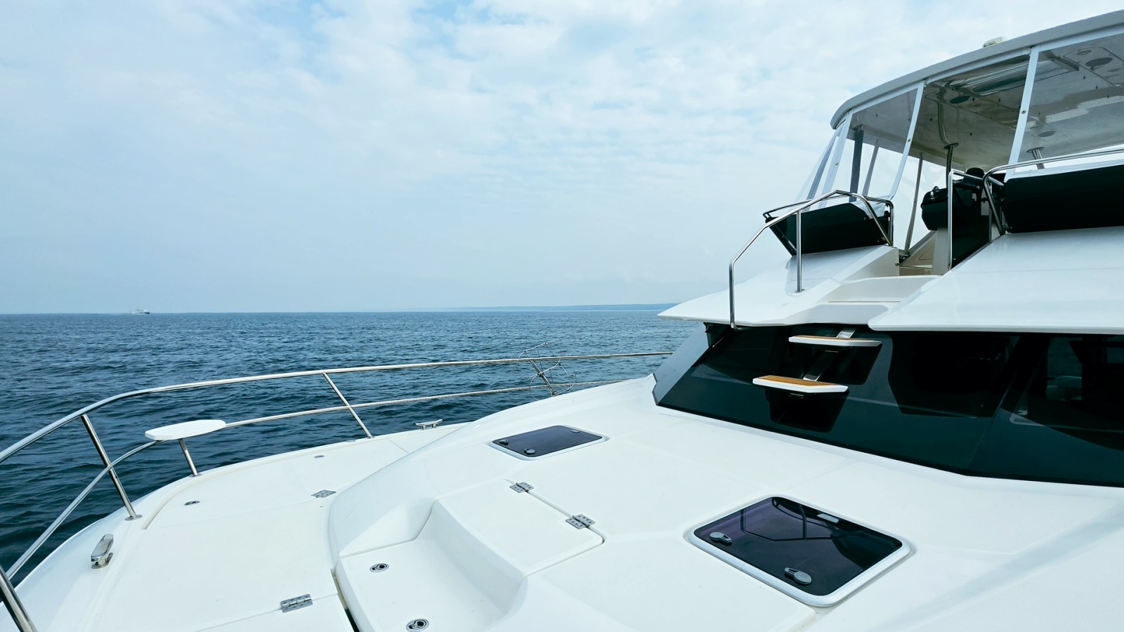 2023 Aquila 44 Catamaran- DOC-N-PILOT