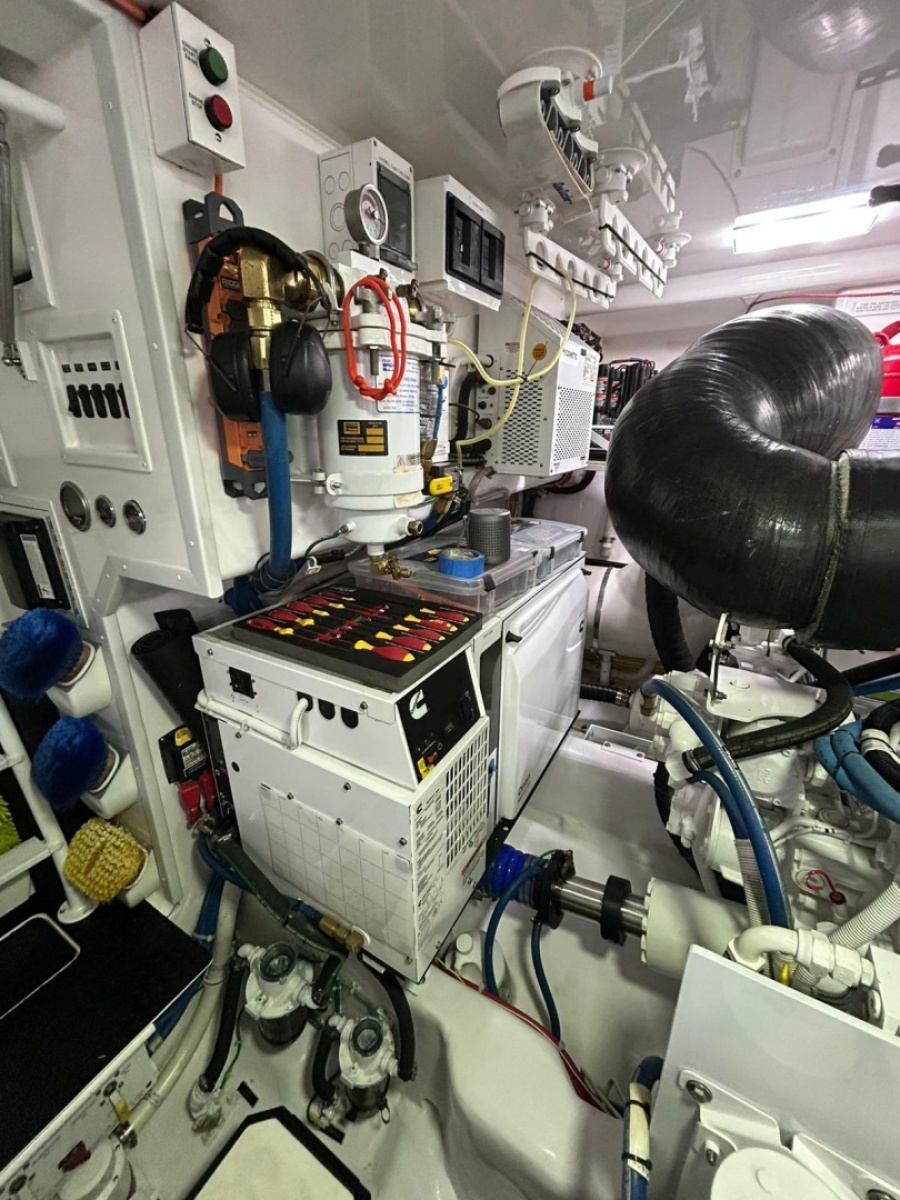Viking 54 - REVELRY - Engine Room